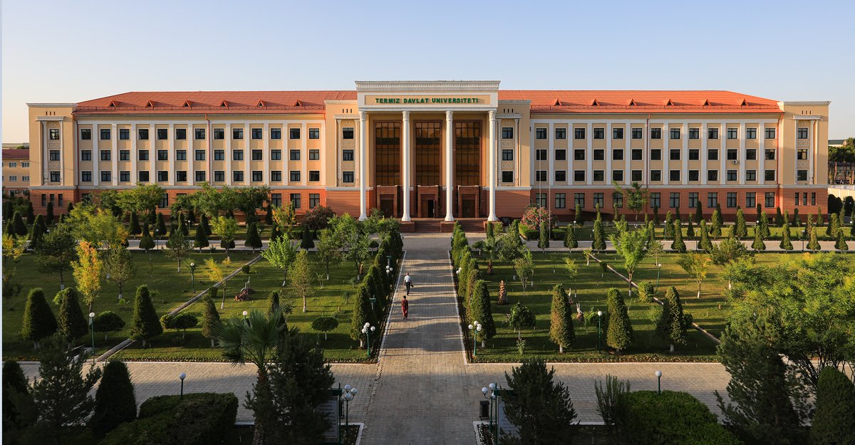 Termiz davlat universiteti bosh binosining havodan ko‘rinishi